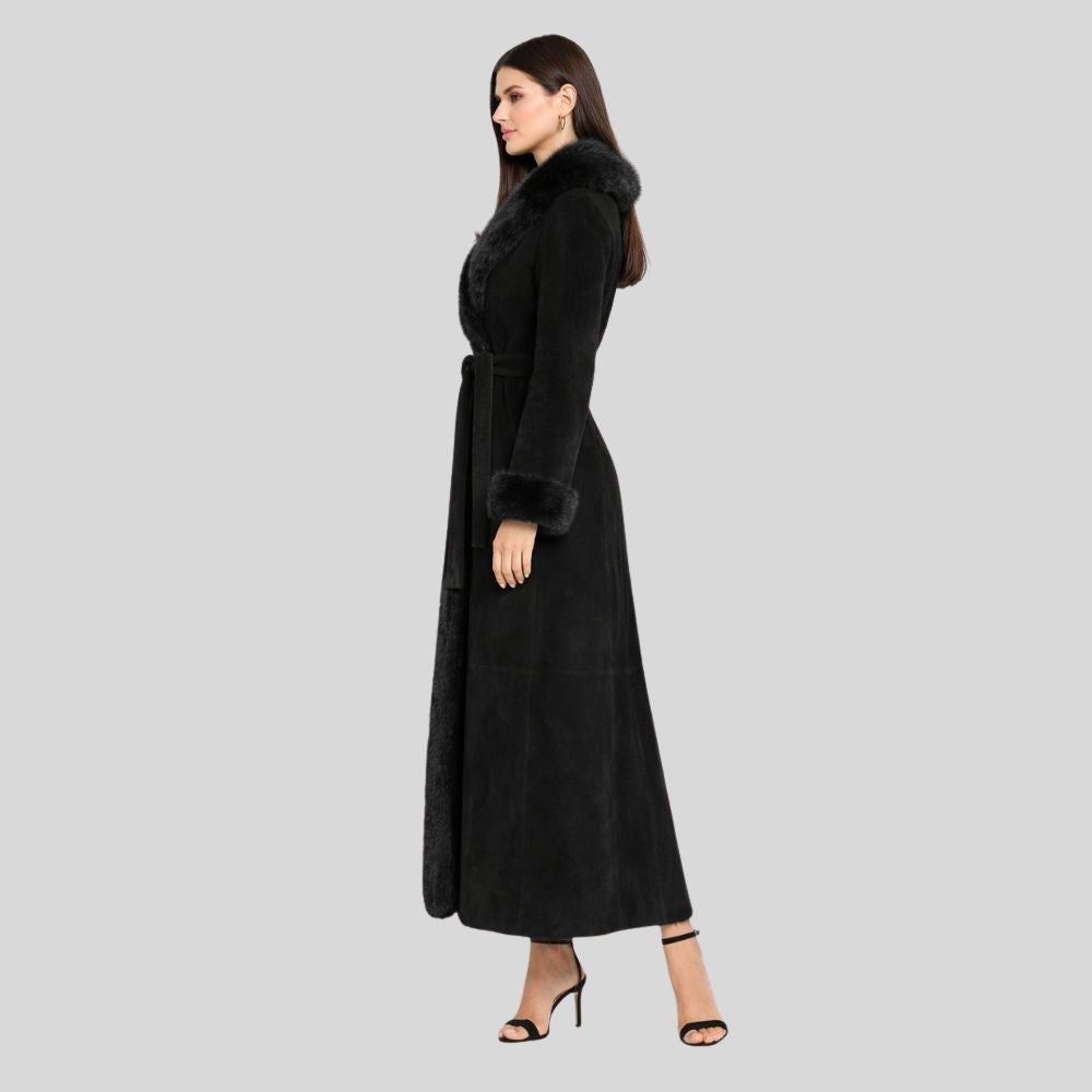 Damen Goatsuede Mantel Schwarz Lang mit Fellkragen – NoirVel Luxe