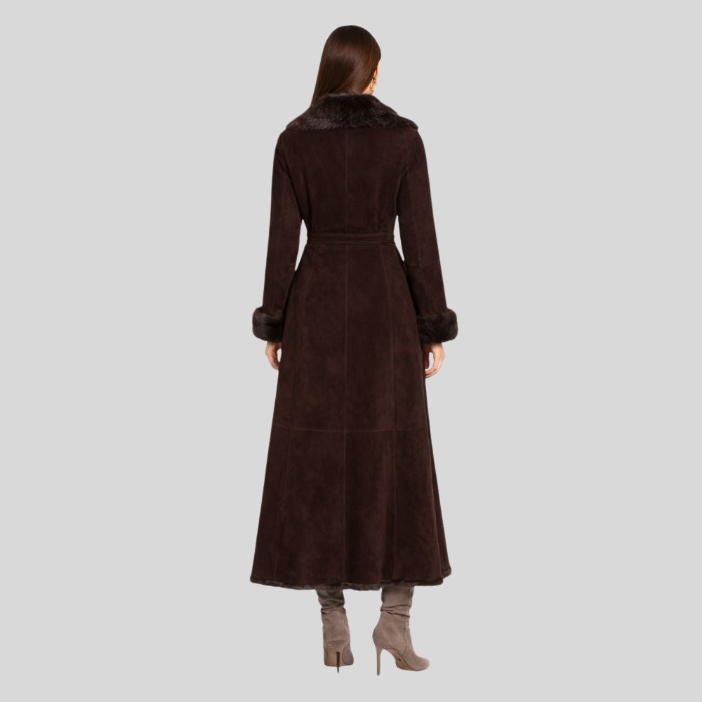 Damen Goatsuede Mantel dunkelbraun Lang mit Fellkragen – Veloura Lux