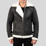 Frontansicht einer schwarzen Shearling Jacke für Herren mit weißem Innenfutter und Reißverschluss