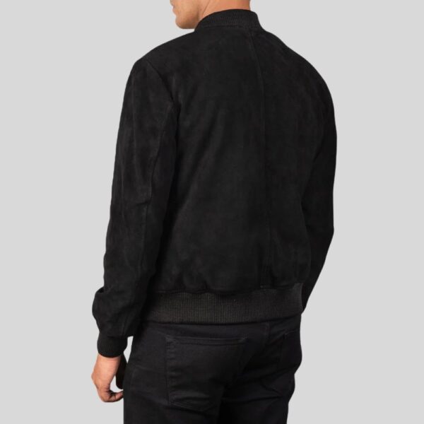 Herren Wildlederjacke in Schwarz – Rückansicht mit geripptem Bund und nahtlosem Rücken