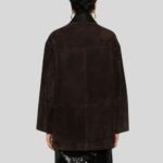 Rückseite einer Damen Wildlederjacke in Dunkelbraun mit geradem Schnitt