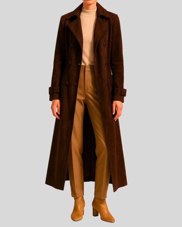 Damen Suede Gürtelmantel in dunkelbraunem Wildleder. Rückansicht zeigt Gürtel, klare Linien und elegante Länge – ein luxuriöser Mantel für Damen mit Sinn für Stil.