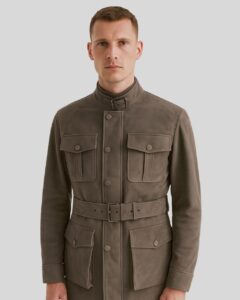 Herren Wildleder Fieldjacke in Grau mit Gürtel und Brusttaschen Vorderansicht
