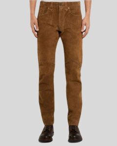 Herren braune Suede Hose Frontansicht Nahaufnahme